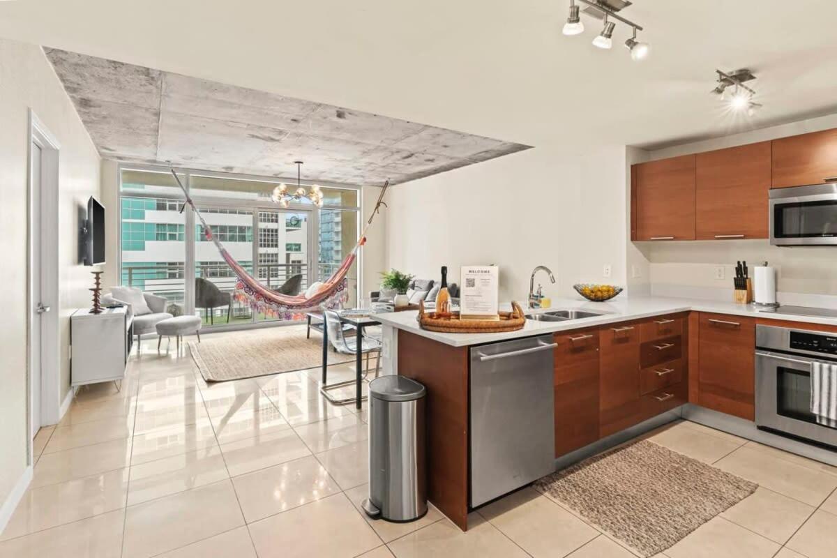 Apartamento Urban Retreat - Location Pool Gym & Parking Miami